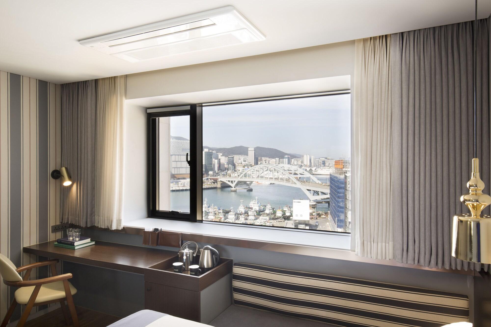 Bay Hound Hotel Busan Exterior photo