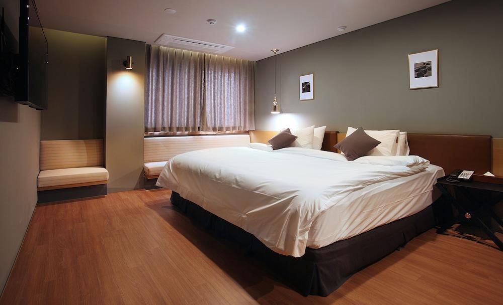 Bay Hound Hotel Busan Exterior photo