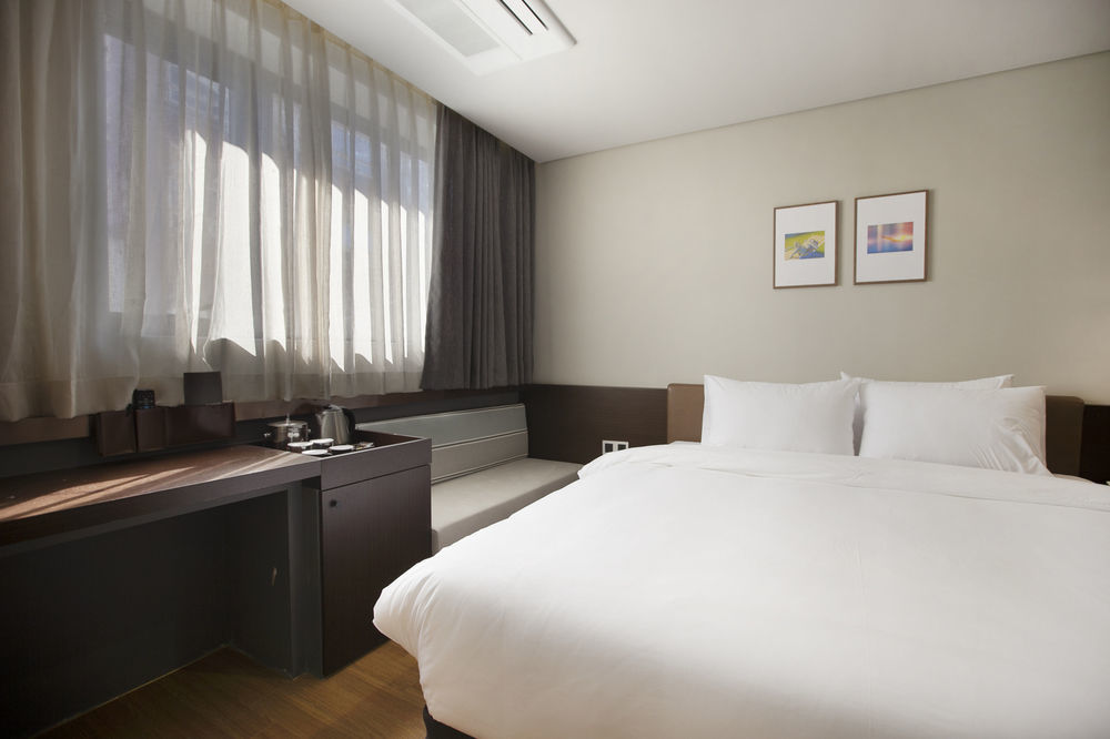 Bay Hound Hotel Busan Exterior photo